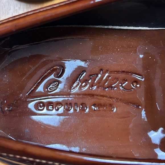 Vero Cuoio Brown Loafers with Gold Detailing Size 40 - Picture 5 of 7